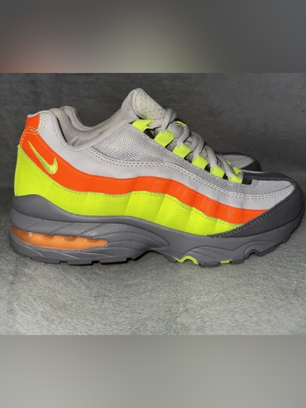 Youth Nike Air Max 95 GS Athletic Shoes ‘Vast Grey/Volt’ 905348 019 - Size 5.5Y